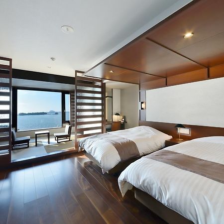 Uminoyasuragi Hotel Ryugu Kami Amakusa Εξωτερικό φωτογραφία